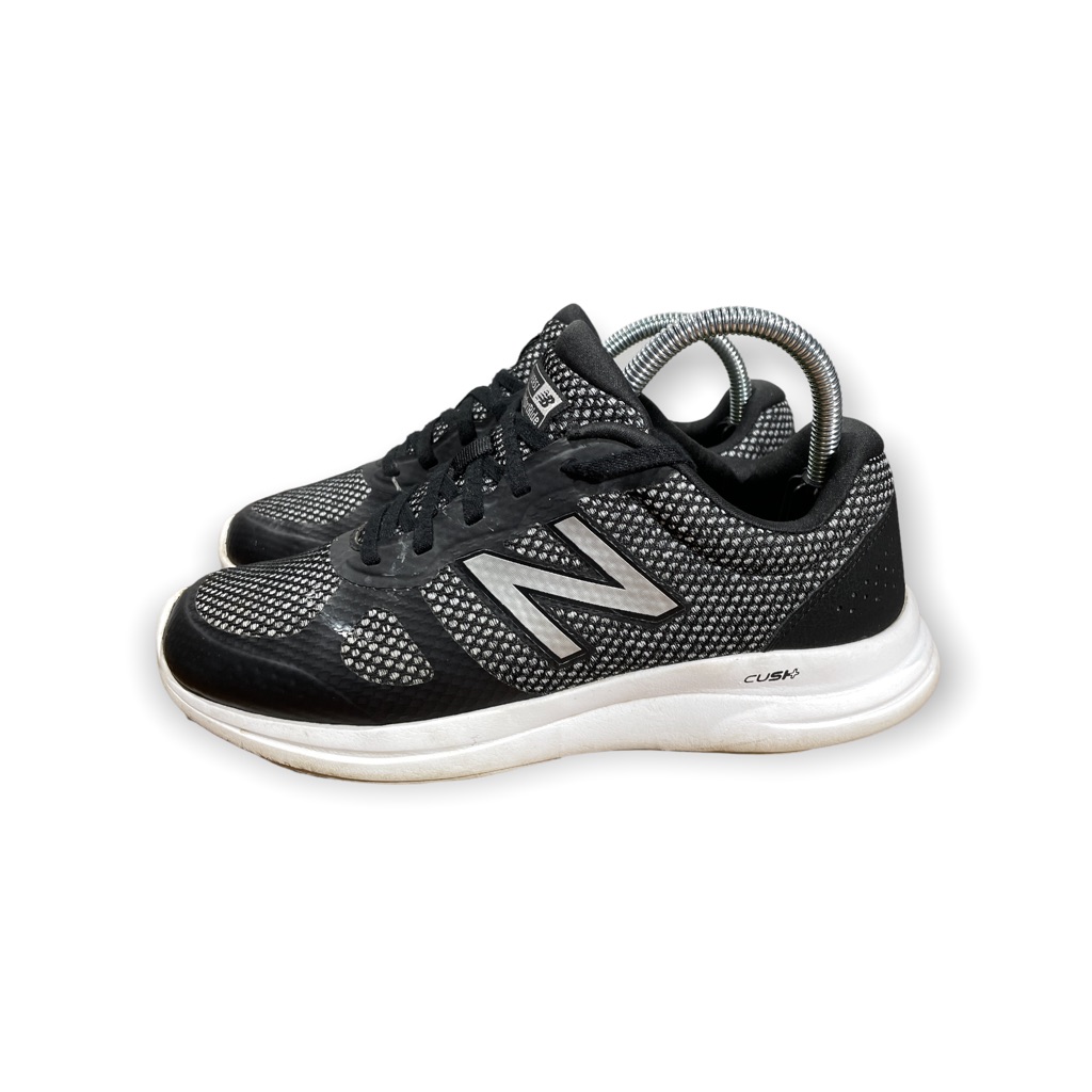 New Balance Womens Wverslb1 Black/Silver Running Shoes Size 8 (1811020)